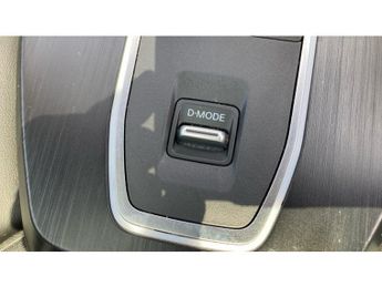 Nissan Qashqai 1.3 DiG-T MH 158 N-Connecta 5dr Xtronic Petrol Hatchback
