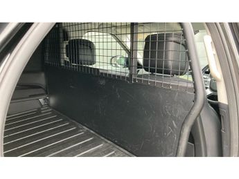 Land Rover Discovery Diesel 3.0 D300 SE Commercial Auto