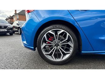 Ford Focus 1.0 EcoBoost Hybrid mHEV 155 ST-Line X 5dr Auto Petrol Hatchback