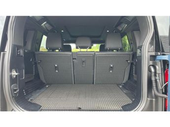 Land Rover Defender 3.0 D250 X-Dynamic SE 110 5dr Auto Diesel Estate
