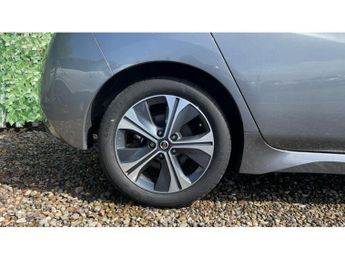 Nissan LEAF 110kW N-Connecta 40kWh 5dr Auto Electric Hatchback