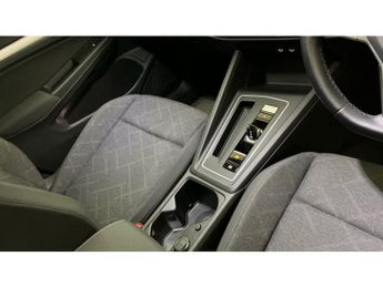 Volkswagen Golf 1.5 eTSI 150 Life 5dr DSG Petrol Hatchback