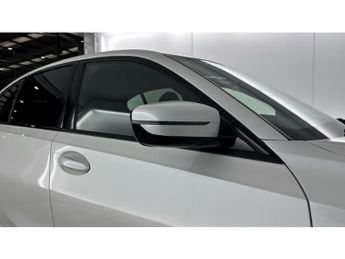 BMW 3 Series 320i xDrive M Sport 4dr Step Auto Petrol Saloon