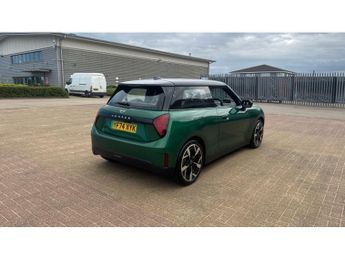 MINI Cooper 135kW E Exclusive 41kWh 3dr Auto Electric Hatchback