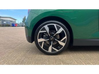 MINI Cooper 135kW E Exclusive 41kWh 3dr Auto Electric Hatchback
