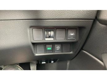 Nissan Qashqai 1.3 DiG-T 160 N-Connecta 5dr DCT Petrol Hatchback