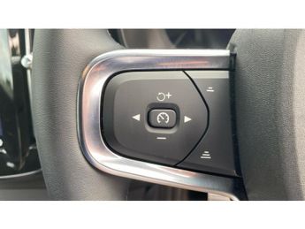 Volvo XC40 170kW Recharge Pro 69kWh 5dr Auto Electric Estate