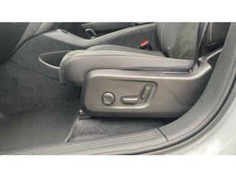 Volvo XC40 170kW Recharge Pro 69kWh 5dr Auto Electric Estate