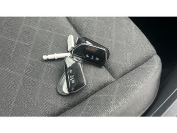 Volkswagen Golf 1.5 eTSI 150 Life 5dr DSG Petrol Hatchback
