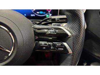 Mercedes-Benz C-Class C220d AMG Line Premium 4dr 9G-Tronic Diesel Saloon