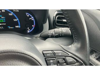 Toyota Yaris Cross 1.5 Hybrid Design 5dr CVT Hybrid Estate