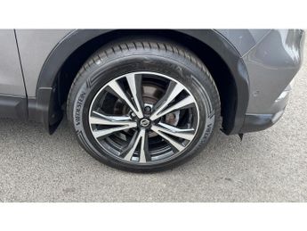 Nissan Qashqai 1.3 DiG-T 160 N-Connecta 5dr DCT Petrol Hatchback
