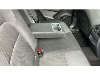 Nissan Qashqai 1.3 DiG-T MH 158 N-Connecta 5dr Xtronic Petrol Hatchback