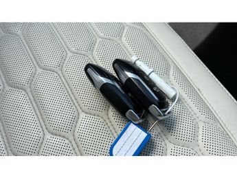 Ford Mondeo Vignale 2.0 Hybrid 4dr Auto Hybrid Saloon