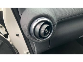 Nissan Juke 1.0 DiG-T 114 Acenta 5dr DCT Petrol Hatchback