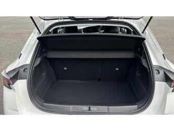 Vauxhall Mokka 100kW Design 50kWh 5dr Auto Electric Hatchback