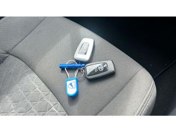 Toyota C-HR 1.8 Hybrid Design 5dr CVT Hybrid Hatchback