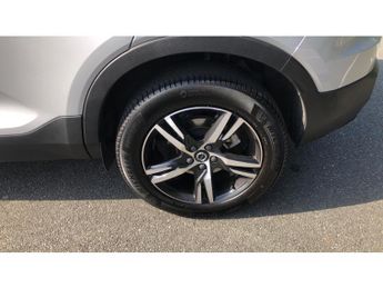 Volvo XC40 2.0 B3P Plus Dark 5dr Auto Petrol Estate