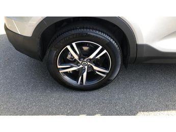 Volvo XC40 2.0 B3P Plus Dark 5dr Auto Petrol Estate