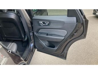 Volvo XC60 2.0 B4D R DESIGN 5dr AWD Geartronic Diesel Estate
