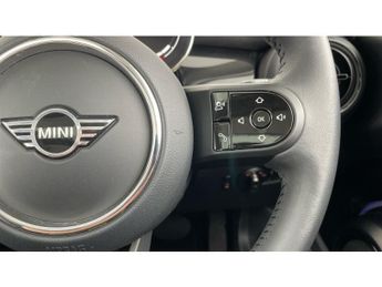 MINI Hatchback 1.5 Cooper Classic 3dr Auto Petrol Hatchback