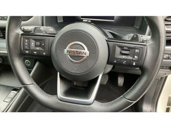 Nissan Qashqai 1.3 DiG-T MH 158 N-Connecta 5dr Xtronic Petrol Hatchback
