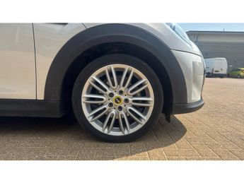 MINI Hatchback 135kW Cooper S Level 2 33kWh 3dr Auto Electric Hatchback