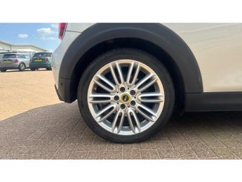MINI Hatchback 135kW Cooper S Level 2 33kWh 3dr Auto Electric Hatchback