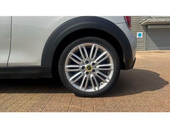 MINI Hatchback 135kW Cooper S Level 2 33kWh 3dr Auto Electric Hatchback