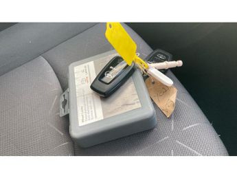 Toyota RAV4 2.5 VVT-i Hybrid Design 5dr CVT Hybrid Estate