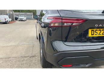 Nissan Qashqai 1.3 DiG-T MH 158 Acenta Premium 5dr Xtronic Petrol Hatchback