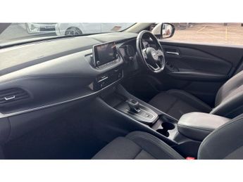 Nissan Qashqai 1.3 DiG-T MH 158 Acenta Premium 5dr Xtronic Petrol Hatchback