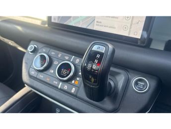 Land Rover Defender 3.0 D300 X-Dynamic HSE 110 5dr Auto [7 Seat] Diesel Estate
