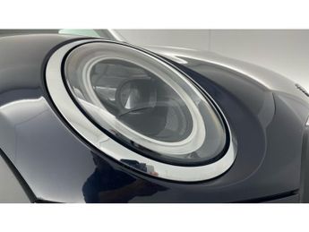 MINI Hatchback 1.5 Cooper Exclusive 5dr Auto Petrol Hatchback