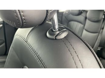 MINI Hatchback 1.5 Cooper Exclusive 5dr Auto Petrol Hatchback