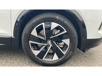 Vauxhall Grandland 157kW GS 73kWh 5dr Auto Electric Hatchback