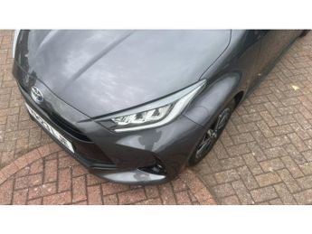Toyota Yaris 1.5 Hybrid Design 5dr CVT Hybrid Hatchback