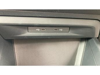 Volkswagen Golf 1.5 eTSI 150 Life 5dr DSG Petrol Hatchback
