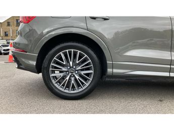Audi Q3 35 TFSI S Line 5dr S Tronic Petrol Estate