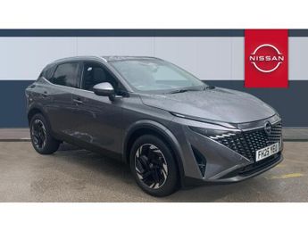 Nissan Qashqai 1.3 DiG-T MH N-Connecta [Glass Roof] 5dr Petrol Hatchback