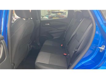 Nissan Qashqai 1.3 DiG-T MH 158 N-Connecta 5dr Xtronic Petrol Hatchback