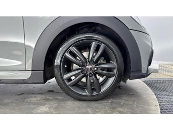 MINI Hatchback 1.5 Cooper Sport 3dr Auto Petrol Hatchback