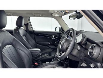 MINI Hatchback 1.5 Cooper Exclusive II 5dr Auto Petrol Hatchback