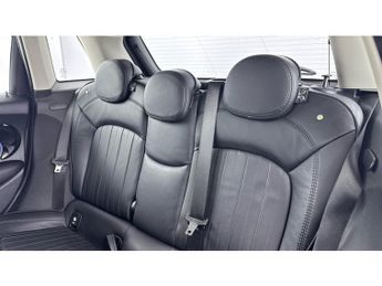 MINI Hatchback 1.5 Cooper Exclusive II 5dr Auto Petrol Hatchback