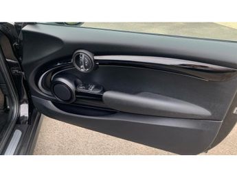 MINI Hatchback 135kW Cooper S Level 2 33kWh 3dr Auto Electric Hatchback