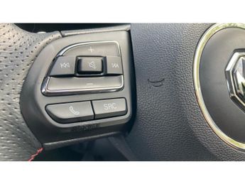 MG HS 1.5 T-GDI Trophy 5dr DCT Petrol Hatchback