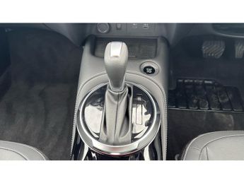 Nissan Juke 1.0 DiG-T Tekna 5dr DCT Petrol Hatchback