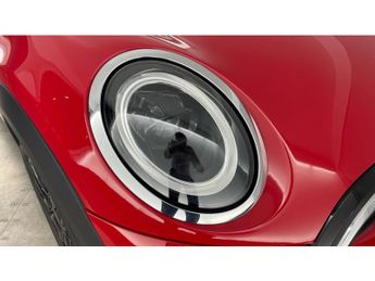 MINI Hatchback 1.5 Cooper Classic 3dr Auto [Comfort/Nav Pack] Petrol Hatchback