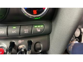 MINI Hatchback 1.5 Cooper Classic 3dr Auto [Comfort/Nav Pack] Petrol Hatchback