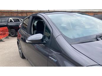 Toyota Yaris 1.5 Hybrid Y20 5dr CVT [Bi-tone] Hybrid Hatchback